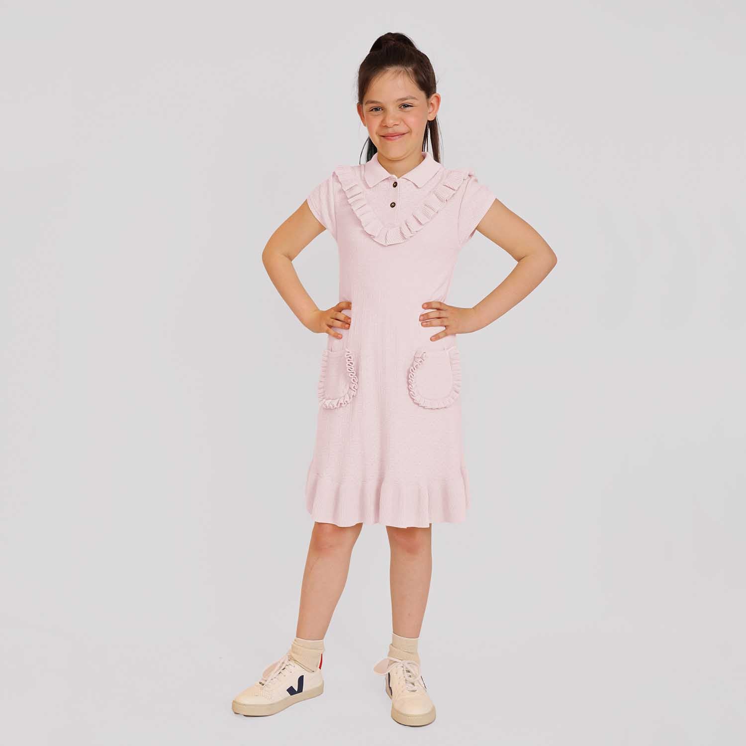 Roze gebreide midi-jurk met juk