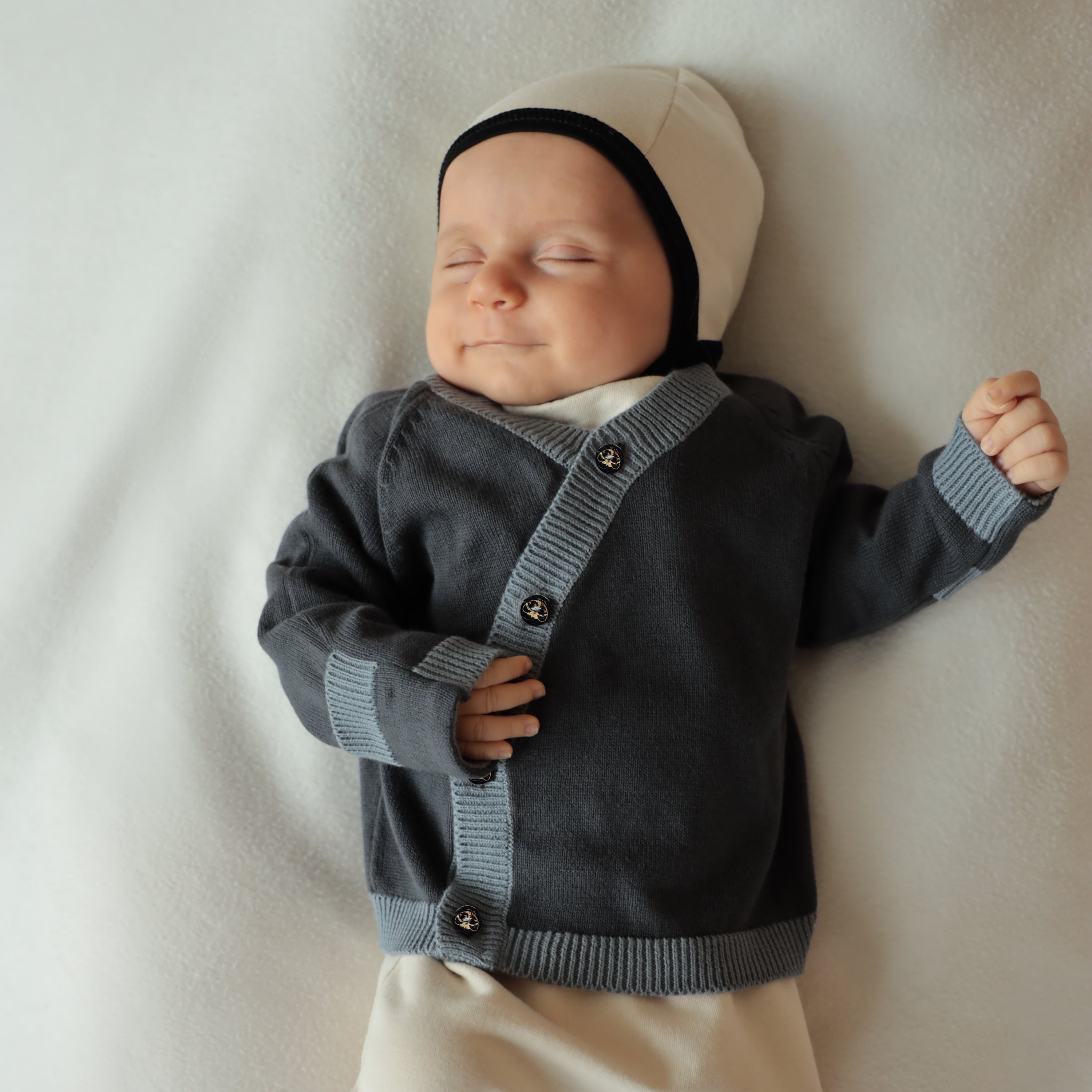 Organic Cotton Knitted Newborn Baby 3-pieces Set