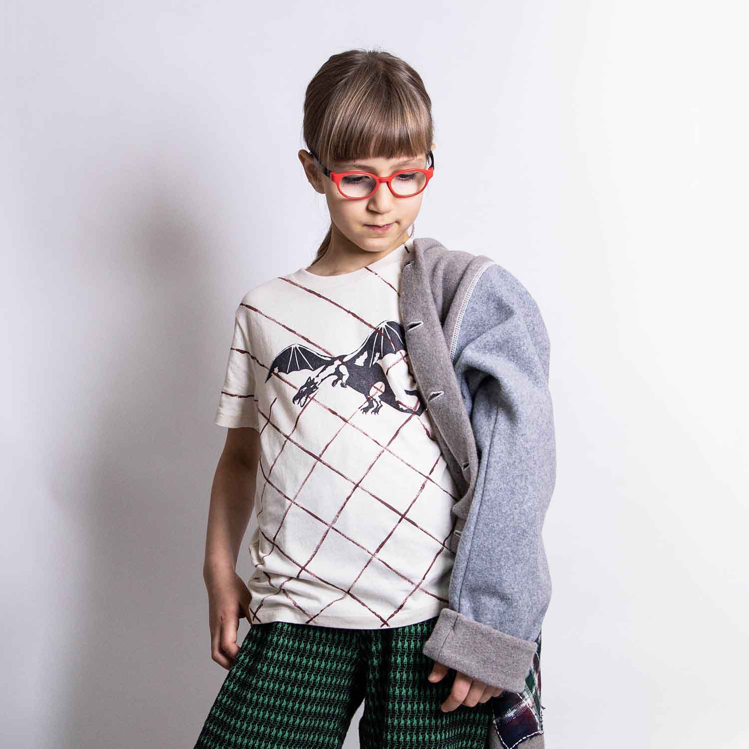 Handbemaltes Off-White T-Shirt mit Dragon Limited Edition