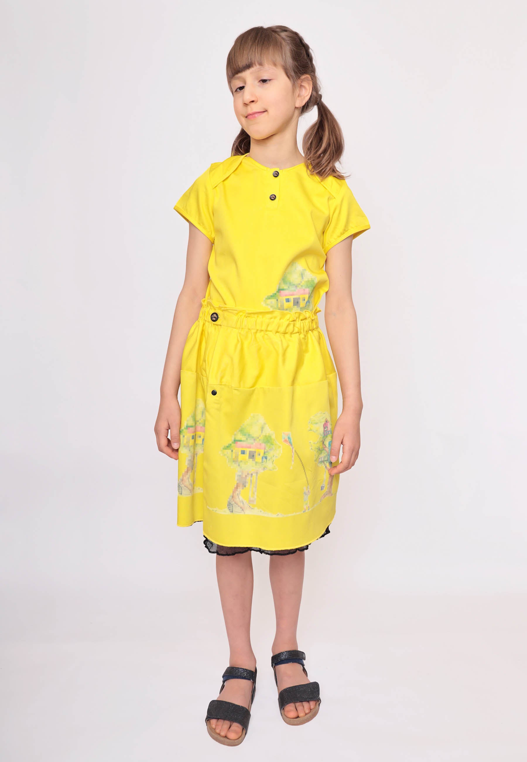 Gele rok met boomhutprint