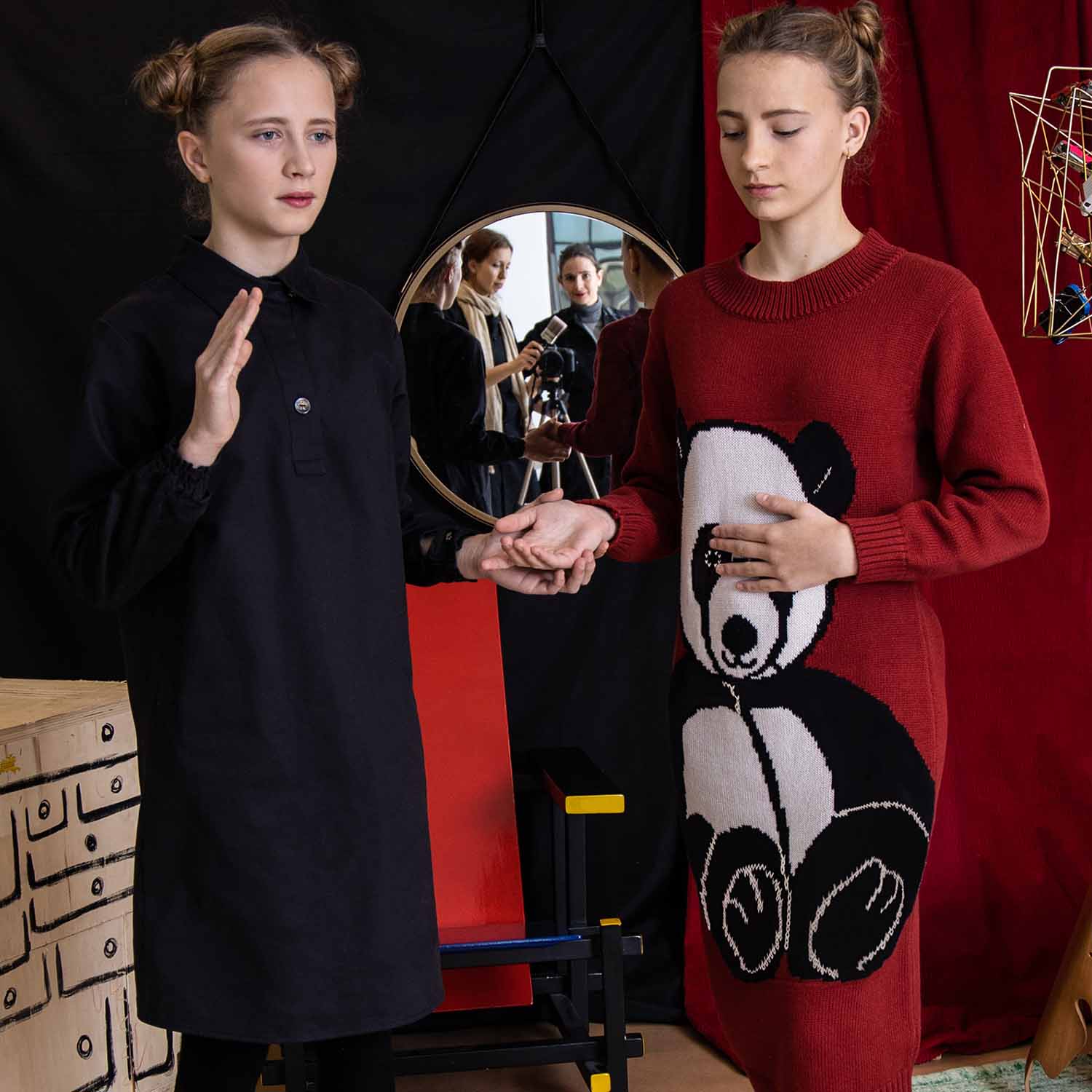 Rotes Strickkleid für Mädchen mit Panda