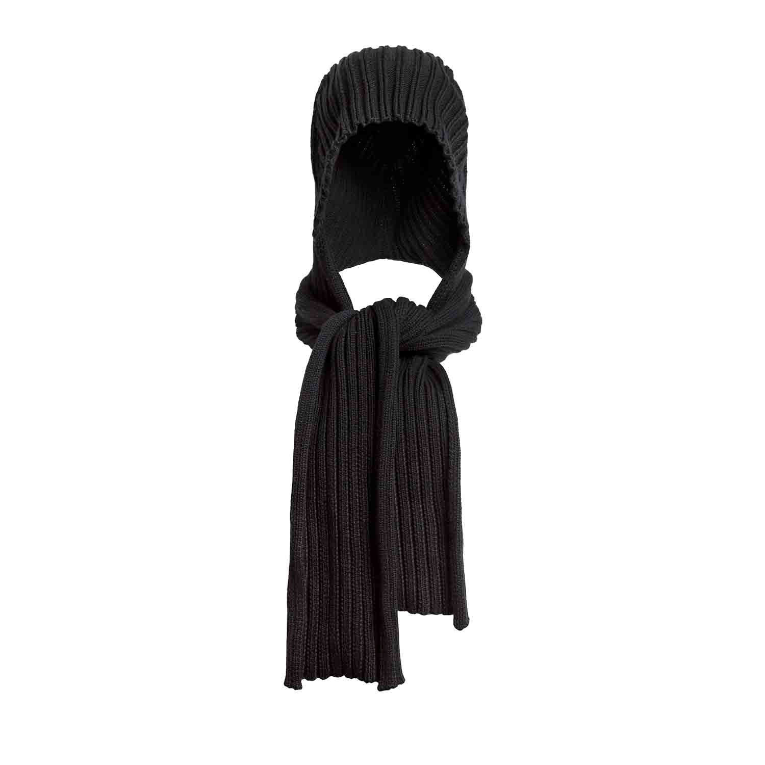 Schwarzer Strickmütze-Schal 