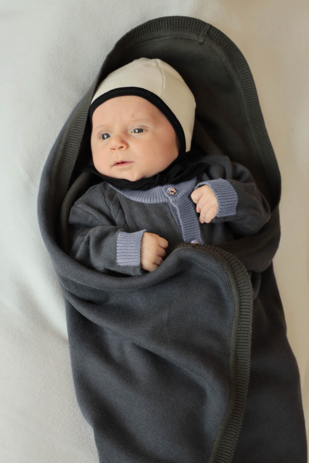 Organic Cotton Knitted Newborn Baby 3-pieces Set
